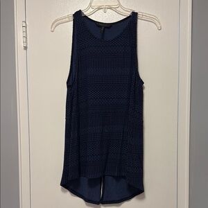 *Last Chance Price* BCBGMaxazria Blue Flowy Pattern Sleeveless Top Size Medium